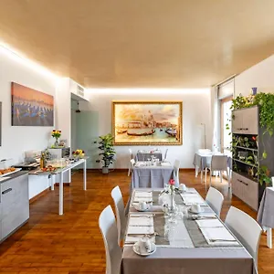 https://bed-and-breakfast-venice-friends.hotelslidodijesolo.com